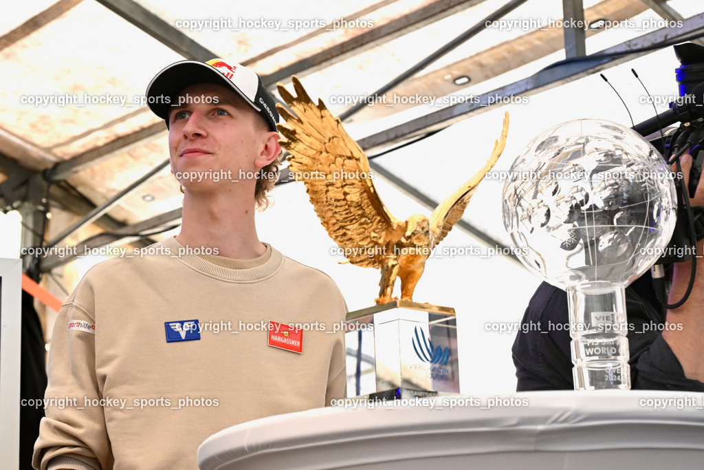 Empfang Daniel Tschofenig | Daniel Tschofenig, Empfang Daniel Tschofenig, Weltcup Kugel, Vierschanzentournee Adler, Empfang Daniel Tschofenig am 10.05.2025 in Hohenthurn (Mehrzweckhaus Hohenthuurn), Austria, (Photo by Bernd Stefan)