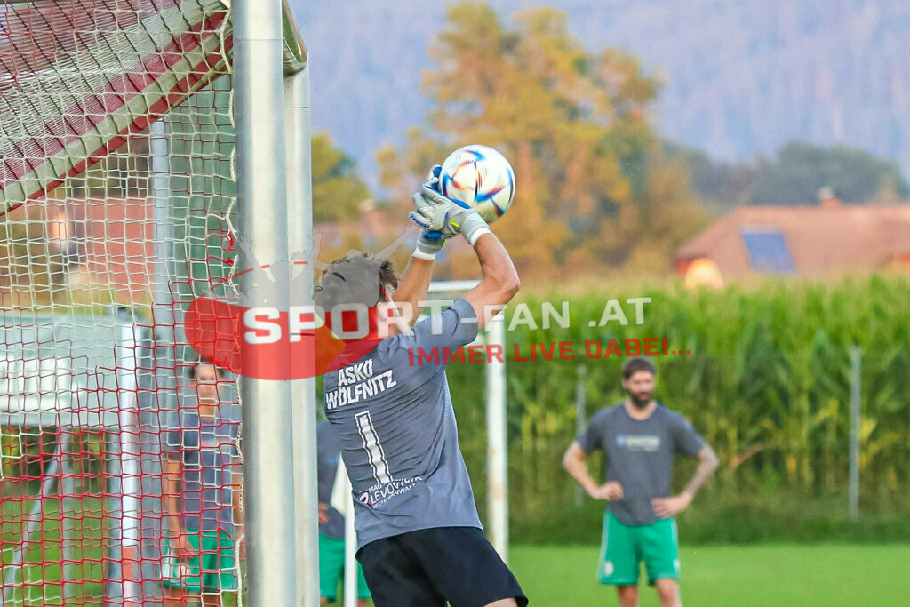 ASKÖ Wölfnitz - WSG Radenthein 2-2, Unterliga West | Florian Rutnig (ASKÖ Wölfnitz #1) ASKÖ Wölfnitz - WSG Radenthein 2-2 am 20.08.2023 in Wölfnitz
(Sportplatz), Austria, (Photo by Ernst Krawagner sport-fan.at) - Realisiert mit Pictrs.com