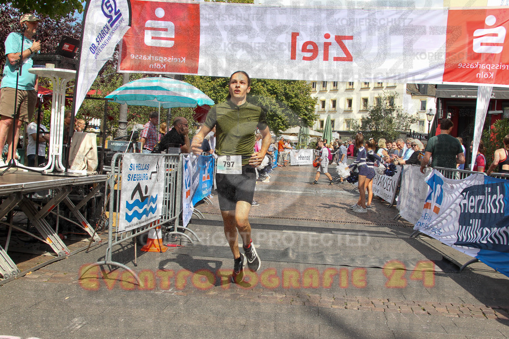 250824_1503_EV4_2613 | Sportfotografie im Rhein-Sieg Kreis, Köln, Bonn, NRW, Rheinland Pfalz, Hessen, etc. Unser Tätigkeitsfeld umfasst den Laufsport vom Volkslauf über den Marathon, Duathlon, Triathon bis zum Ultralauf wie Kölnpfad Ultra oder Schindertrail.