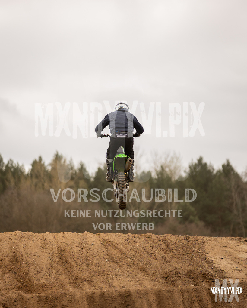 866A1525 | mxndyyvipix