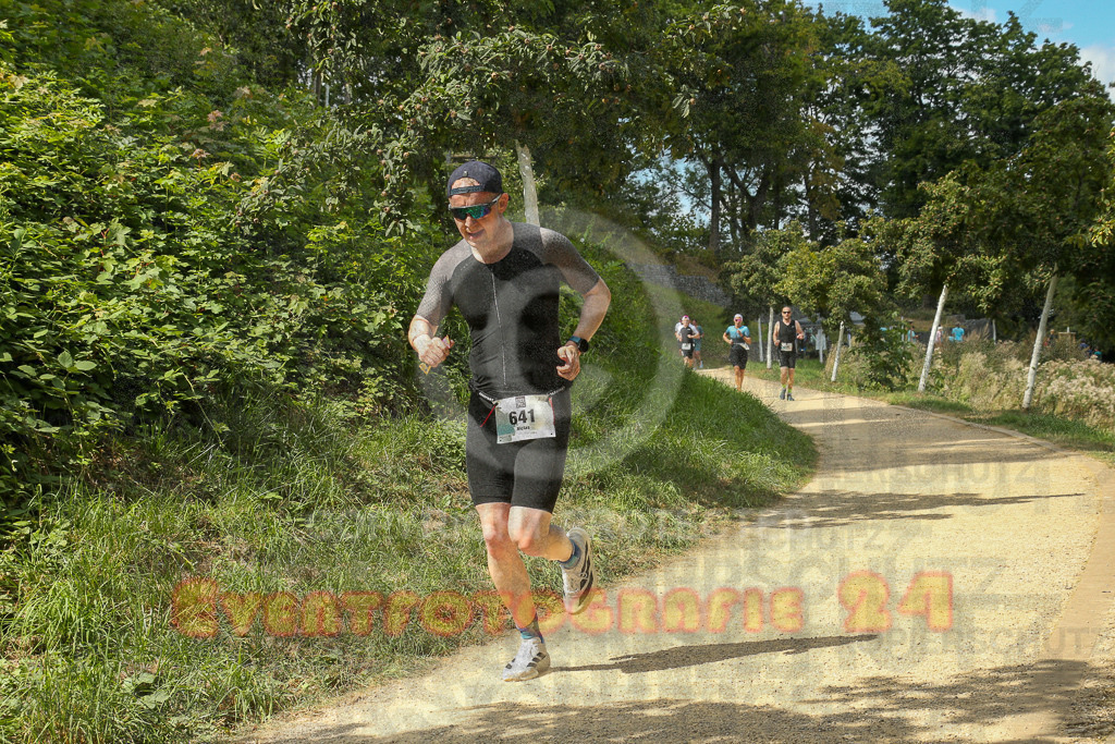 250824_1414_EX1_5485 | Sportfotografie im Rhein-Sieg Kreis, Köln, Bonn, NRW, Rheinland Pfalz, Hessen, etc. Unser Tätigkeitsfeld umfasst den Laufsport vom Volkslauf über den Marathon, Duathlon, Triathon bis zum Ultralauf wie Kölnpfad Ultra oder Schindertrail.