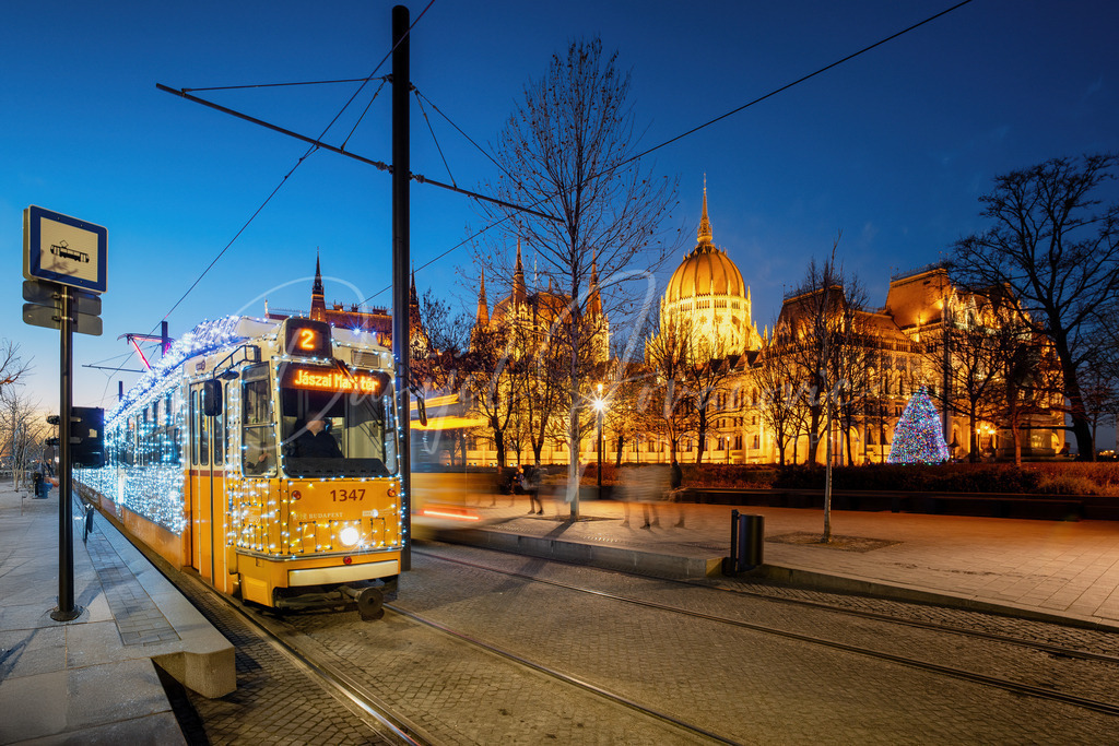 Christmas Tram | The Christmas Tram in Budapest in front of the Parliament