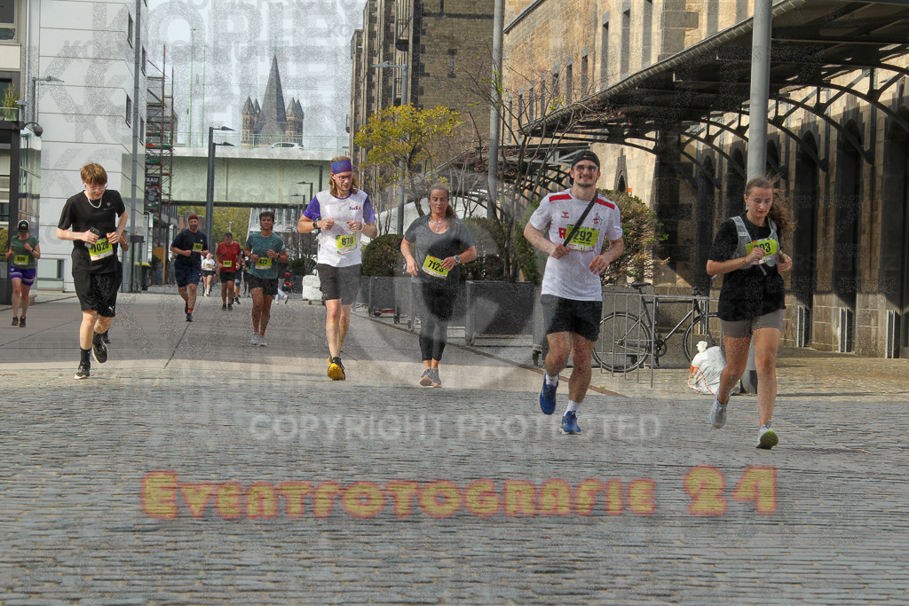 250920_1532_EV4_9069 | Sportfotografie im Rhein-Sieg Kreis, Köln, Bonn, NRW, Rheinland Pfalz, Hessen, etc. Unser Tätigkeitsfeld umfasst den Laufsport vom Volkslauf über den Marathon, Duathlon, Triathon bis zum Ultralauf wie Kölnpfad Ultra oder Schindertrail.