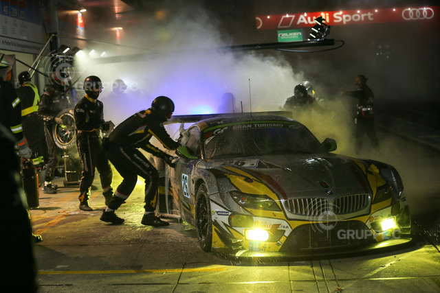 Motorsports / 24 Stunden Nürburgring 2015, Nürburgring-Nordschleife, GER | Augusto Farfus, Jörg Müller, Nicky Catsburg, Dirk Adorf - Realisiert mit Pictrs.com