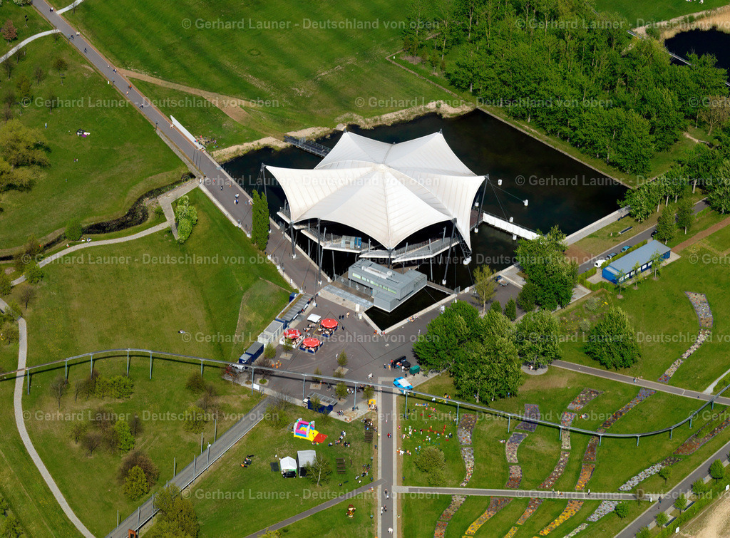 2709327 | Die Seebühne Magdeburg ist eine Open-Air-Bühne im Magdeburger Elbauenpark
