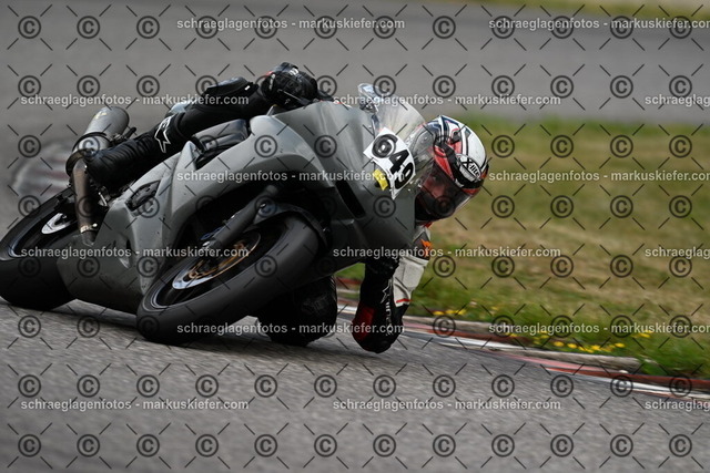 25bt02-1039 | markuskiefer.com - Realisiert mit Pictrs.com