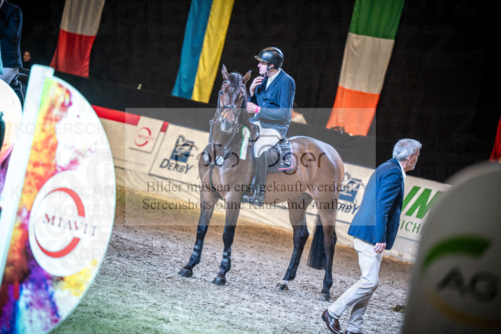 DOS_0031 | Entdecke hochwertige Reitturnierfotos von Foto Oger. Professionell, emotional und authentisch – jetzt Lieblingsmomente im Shop bestellen.Deutschlandweite Turnierfotografie. - Realisiert mit Pictrs.com