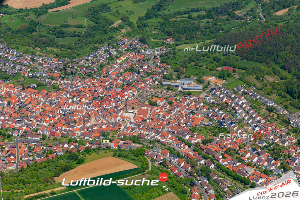 Das Luftbild der Stadt Mömlingen wurde 2019 vom Flugzeug heraus erstellt (keine Drohne) Aufnahmehöhe ca.400 Meter- hohe Auflösung- beste Druck-Qualität garantiert!