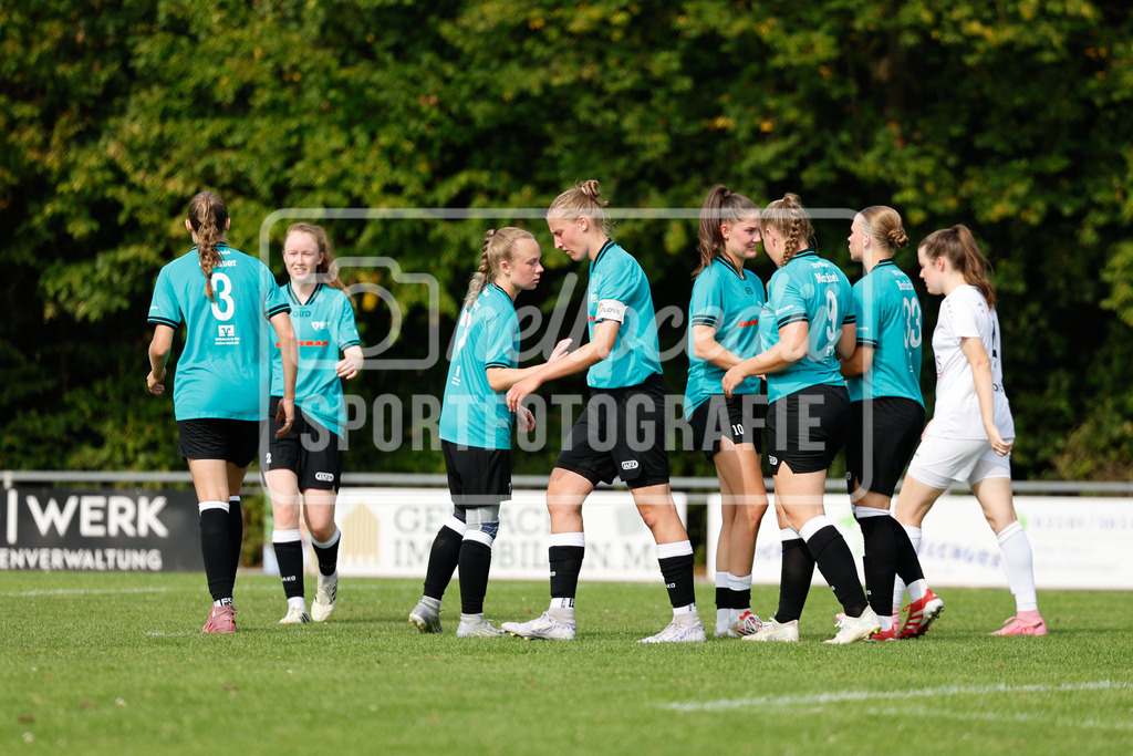 Fußball I Frauen I Westfalenpokal 26-27 I DJK GW Amelsbüren - SSV Rhade  I 18705 | realhellocedii - Realisiert mit Pictrs.com