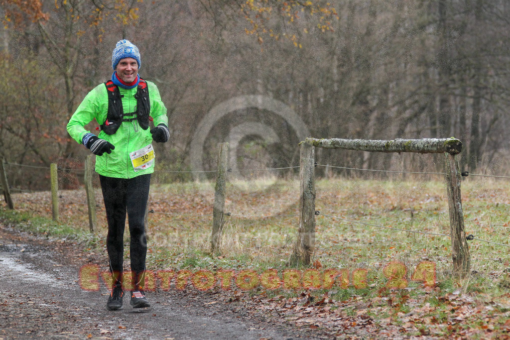 221211_1420_EV4_5601 | Sportfotografie im Rhein-Sieg Kreis, Köln, Bonn, NRW, Rheinland Pfalz, Hessen, etc. Unser Tätigkeitsfeld umfasst den Laufsport vom Volkslauf über den Marathon, Duathlon, Triathon bis zum Ultralauf wie Kölnpfad Ultra oder Schindertrail.