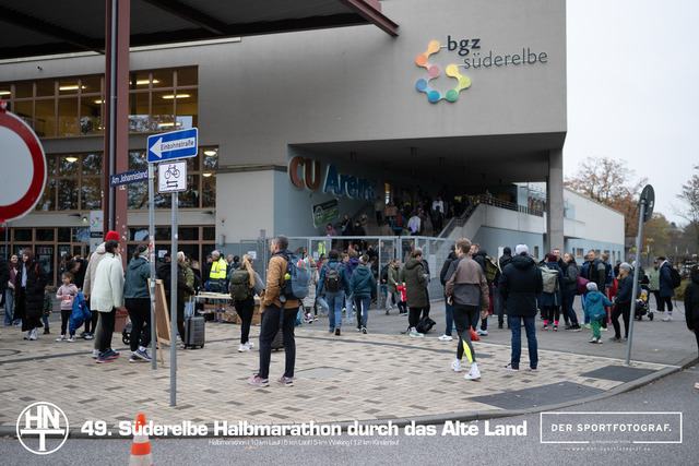 Süderelbe Halbmarathon 2025 I 09.11.2025 I Fotograf_DerSportfotograf.I 00059 | Der Sportfotograf. - Realisiert mit Pictrs.com