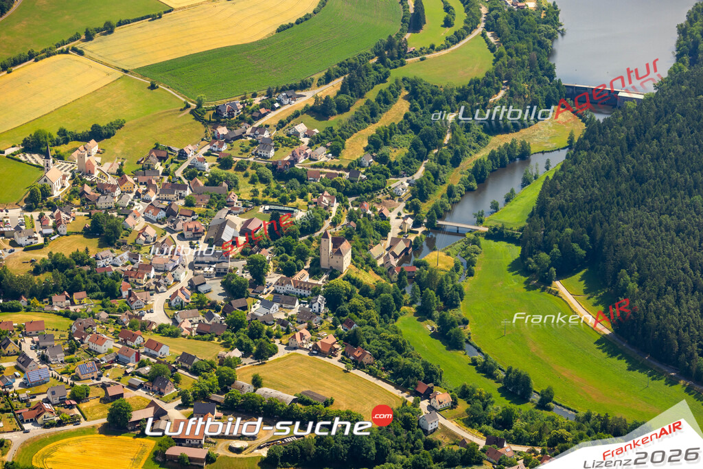 Das Luftbild zeigt :  Trausnitz - Die Luftaufnahme wurde 2023 vom UL-Flugzeug aus erstellt ( keine Drohne ) - Hochauflösende Luftaufnahme - Für grossformatige Ausdrucke geeignet. Die Geschenkidee !Mit Lizenz und Bildrechte bestellbar