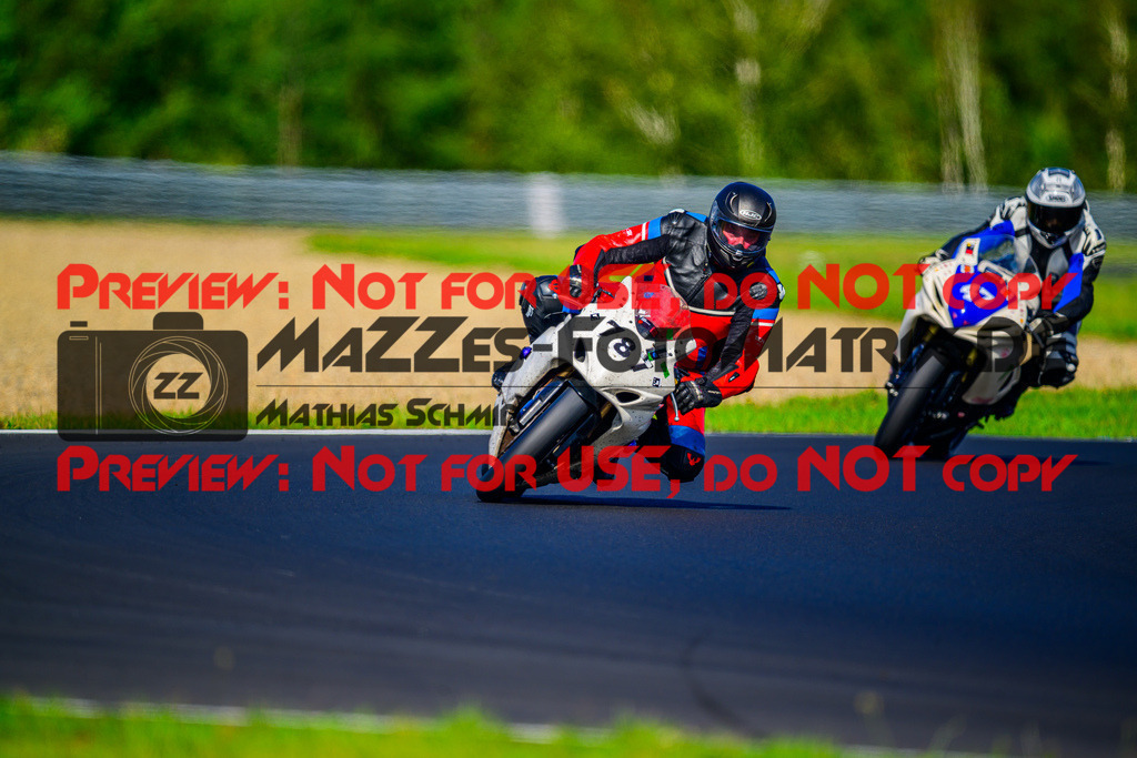 MaZZes_Fotomatrix_20250912_6007705_7504 | ROT