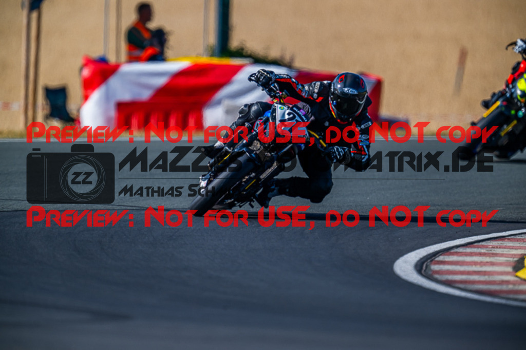 MaZZes_FotoMatrix_220722_1346 | TWIN