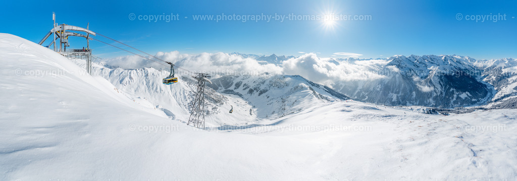 Wanglspitze 150er Gondel copyright  Thomas Pfister-3 | PHOTOGRAPHY BY THOMAS PFISTER