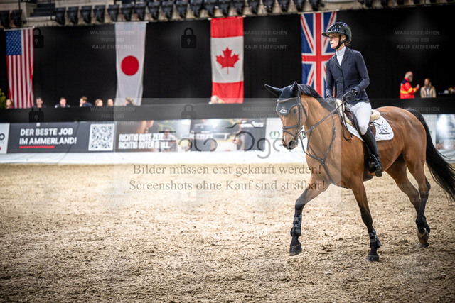 DOS_2671 | Entdecke hochwertige Reitturnierfotos von Foto Oger. Professionell, emotional und authentisch – jetzt Lieblingsmomente im Shop bestellen. - Realized with Pictrs.com