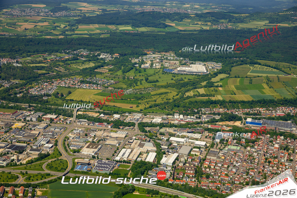 Das Luftbild zeigt Gewerbegebiet Eislingen - Die Luftaufnahme wurde 2023 vom UL-Flugzeug aus erstellt ( keine Drohne ) - Hochauflösende Luftaufnahme - Für grossformatige Ausdrucke geeignet. Die Geschenkidee !Mit Lizenz und Bildrechte bestellbar
