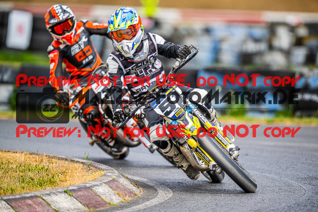 MaZZes_FotoMatrix_220529_7204 | Fotograf Mathias Schmid
Sportfotograf,
Eventfotograf,
Hochzeitsfotograf,
Portraitfotograf