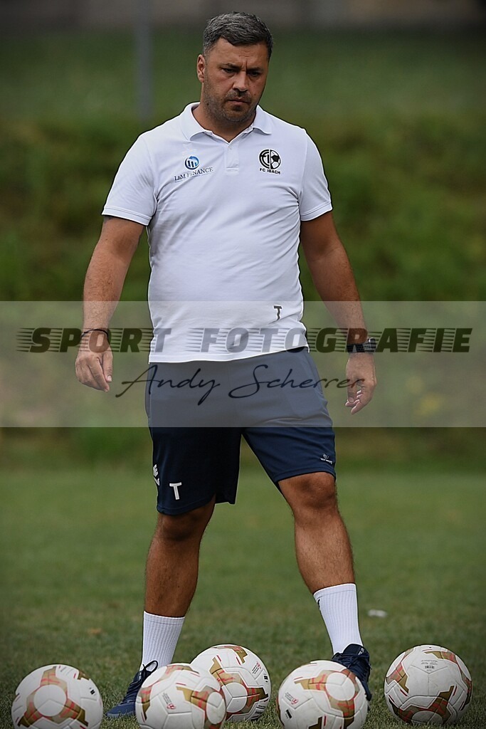 D5S_4983 | Kaufen Sie Sportbilder im Onlineshop von Andy Scherrer Sportfotografie. Faszinierende Bilder von Sportevents aus der ganzen Schweiz. Fussball, Frauenfussball, Unihockey, Handball, Schwingen und weiteren Sportarten. - Realisiert mit Pictrs.com