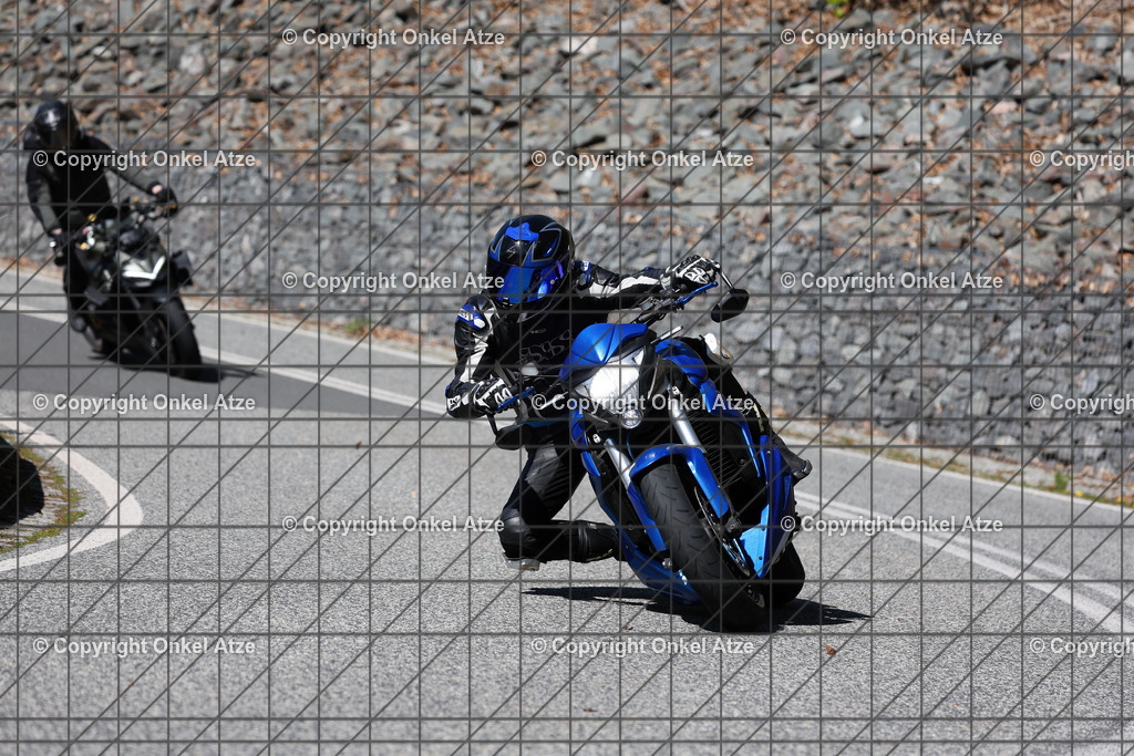 IMG_7945 | Fotograf am Kyffhäuser. Onkel Atze. Kyffhäuser Rennstrecke. Café36. Motorsportfotografie. - Realisiert mit Pictrs.com