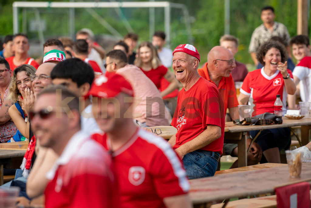 165_Public Viewing Reinach - Achtelfinale Schweiz -Italien EM 2024_kunzmedia.ch | OnlineShop für Bilder kunzmedia.ch