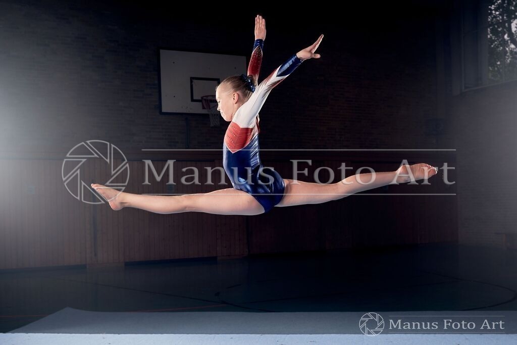 B-DSC00754 | Professionelle Sportfotografie in Hamburg, Schleswig-Holstein und Niedersachsen – spezialisiert auf Rhönrad, Geräteturnen, Leistungsturnen und rhythmische Sportgymnastik. Bundesweite Begleitung von Rhönrad-Events. Jetzt Sport-Fotos - Realisiert mit Pictrs.com