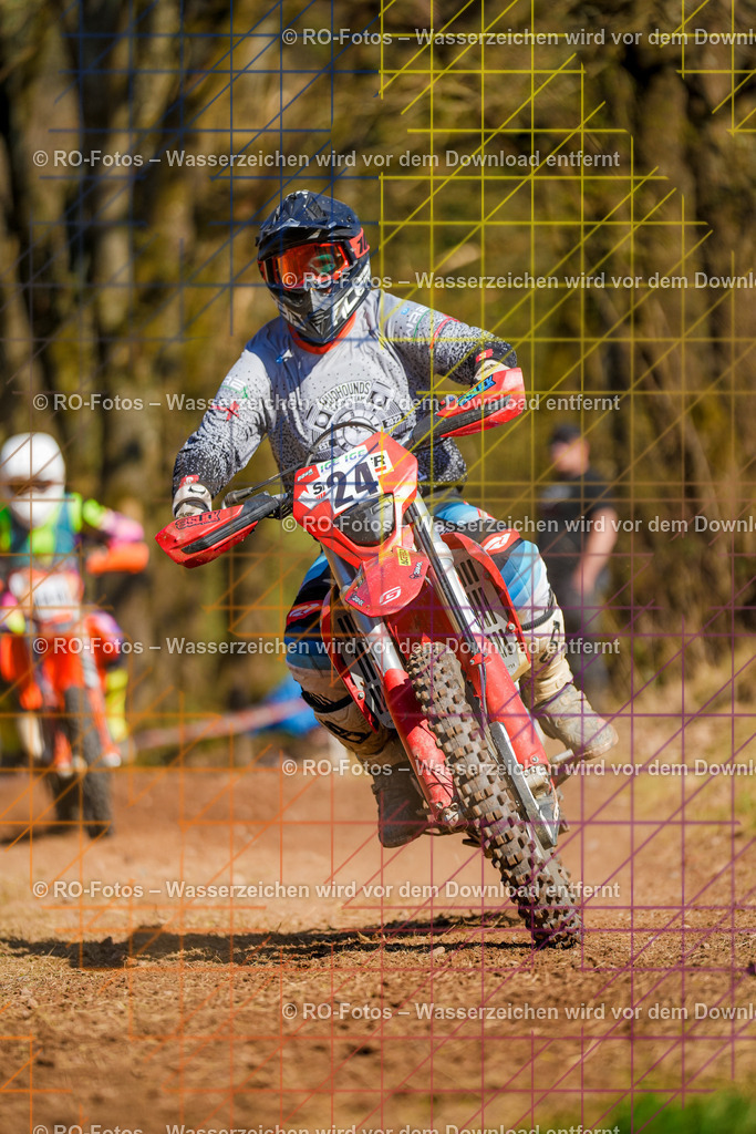 3 Lauf Mernes-1017 | Sportfotografie von RO-Fotos: Motorsport, Motocross, Enduro, Laufveranstaltungen und Triathlon. Professionelle Fotos von Sportlern und Events. - Realisiert mit Pictrs.com