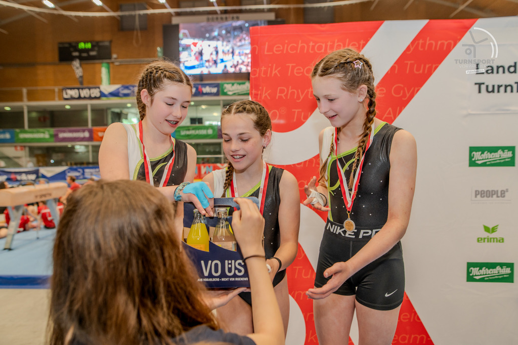 DSC_8914 | "Fussifoto.com – Ihr Ansprechpartner für hochwertige Fotografie! Entdecken Sie kreative Bilder und professionelle Dienstleistungen. Kontaktieren Sie uns für Ihre Projekte!"