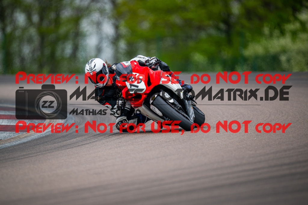 MaZZes_Fotomatrix_240415_6007705_5166 | S2