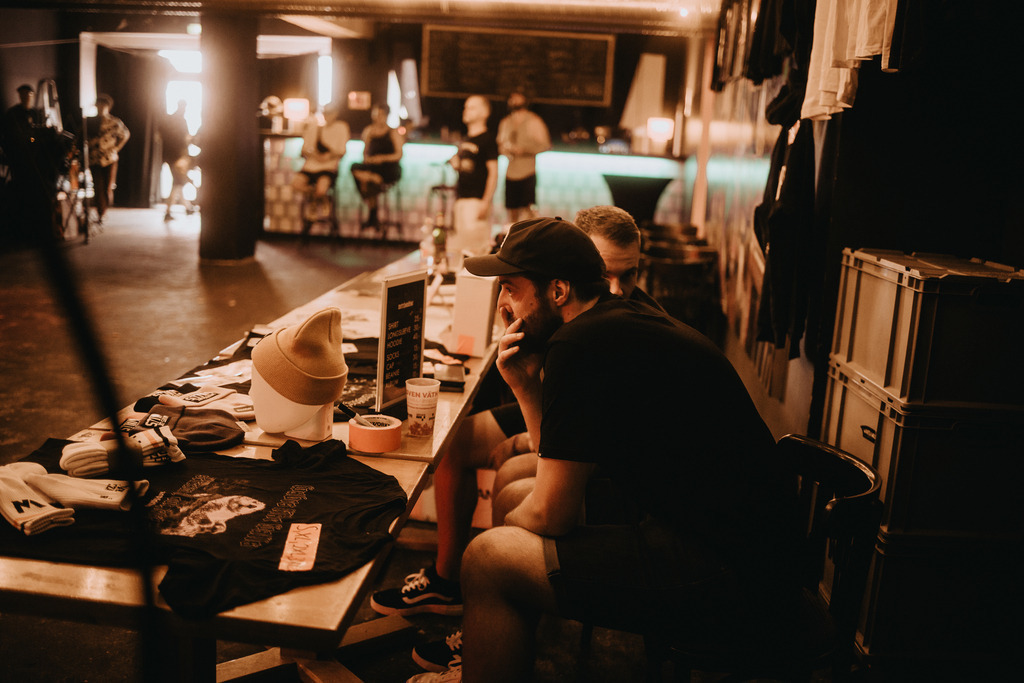 057A2760 | thismomentpictures - Realisiert mit Pictrs.com