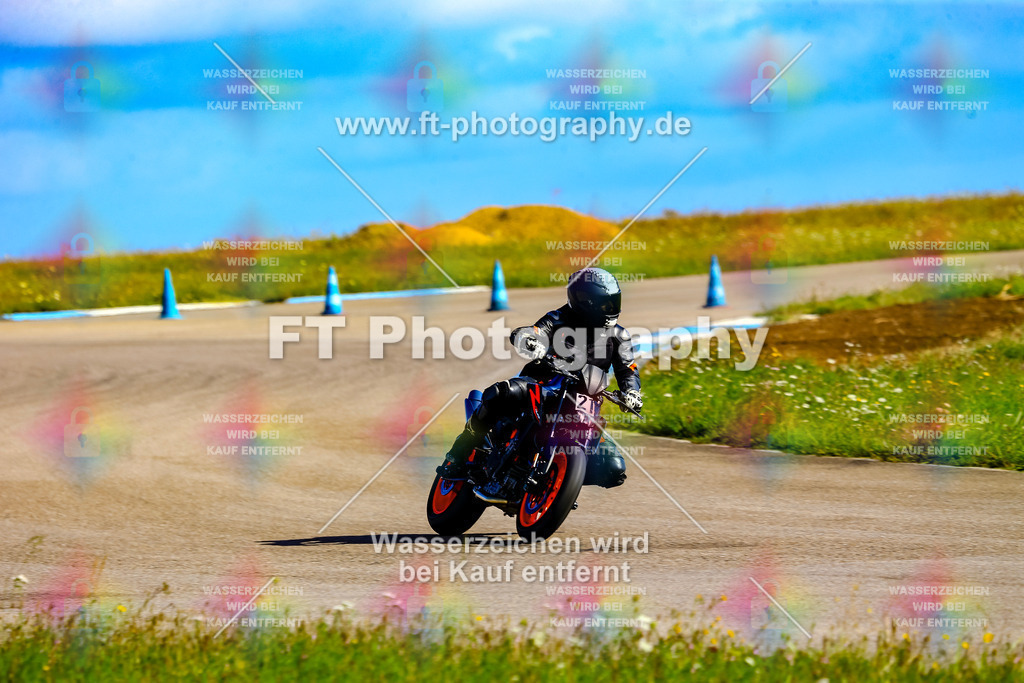 021-5123 | Hier findet Ihr Bilder von Touristenfahrten auf der Nürburgring Nordschleife oder von anderen Veranstaltungen die ich besucht habe. Viel Spass beim Durch Schauen 