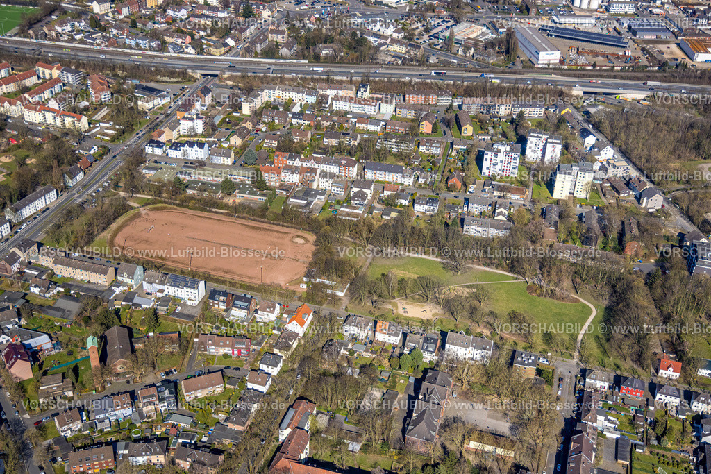 Herne250301796 | Luftbild, Sportplatz Franzstraße, geplanter Wohnungsbau, Wanne, Herne, Ruhrgebiet, Nordrhein-Westfalen, Deutschland