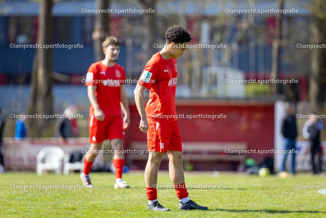 Fußball I Junioren I Saison 2025-2026 I DFB-Nachwuchsliga I 8. Spieltag I JFV Lübeck - 1. FC Magdeburg 93 | Lennox Charles Akeem Kirstan (18, JFV Lübeck) - Realisiert mit Pictrs.com