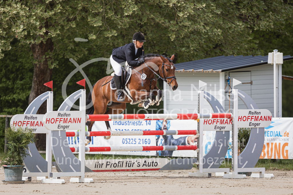 250504_SpengeW_M2-Spr-444 | Deine schönsten Turniermomente als professionelle Fotos! Entdecke hochwertige Pferdesport-Fotografie im Online-Shop. Jetzt Fotos finden & bestellen!