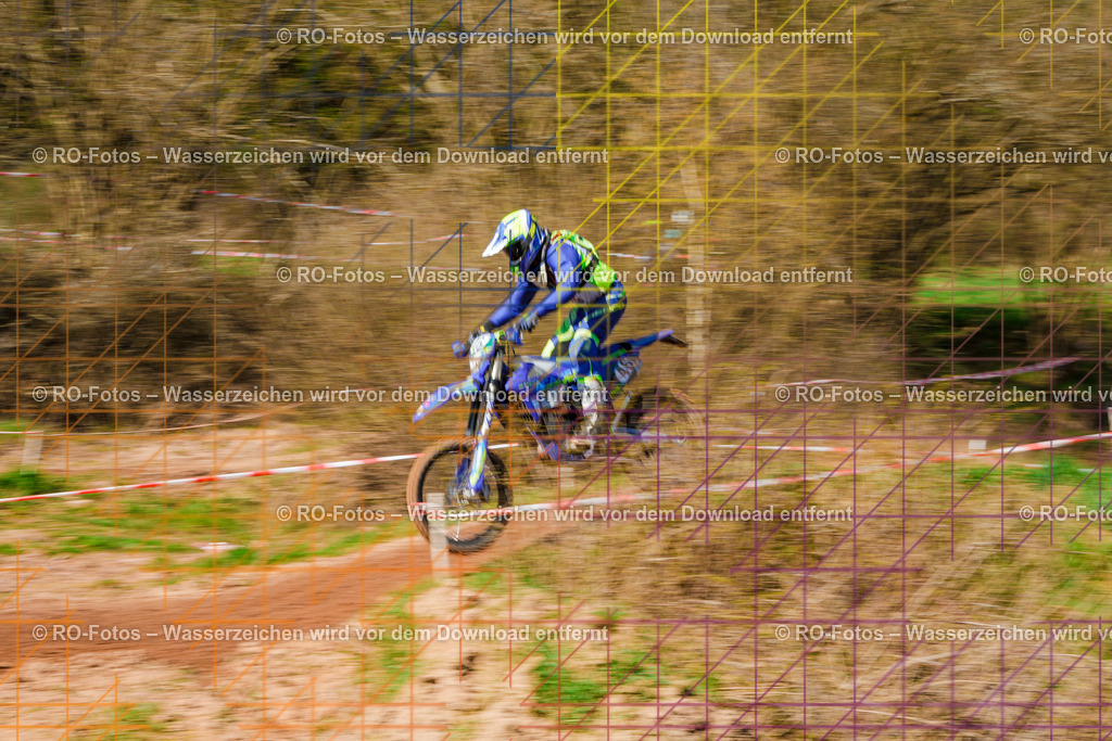 3 Lauf Mernes-271 | Sportfotografie von RO-Fotos: Motorsport, Motocross, Enduro, Laufveranstaltungen und Triathlon. Professionelle Fotos von Sportlern und Events. - Realisiert mit Pictrs.com