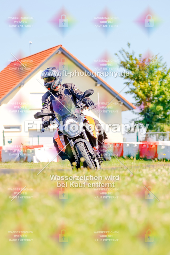 _MOT9042 | Hier findet Ihr Bilder von Touristenfahrten auf der Nürburgring Nordschleife oder von anderen Veranstaltungen die ich besucht habe. Viel Spass beim Durch Schauen 