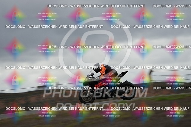 2025_10_31_PBK_21328 | Sportfotografie; SlowMotion; Video; Rennstrecke; Hafeneger; RSE; Speer; Trackday; Motorsportarena; Hockenheimring; Brno; Most; Barcelona; Valencia, Benny; Kaetzmer;