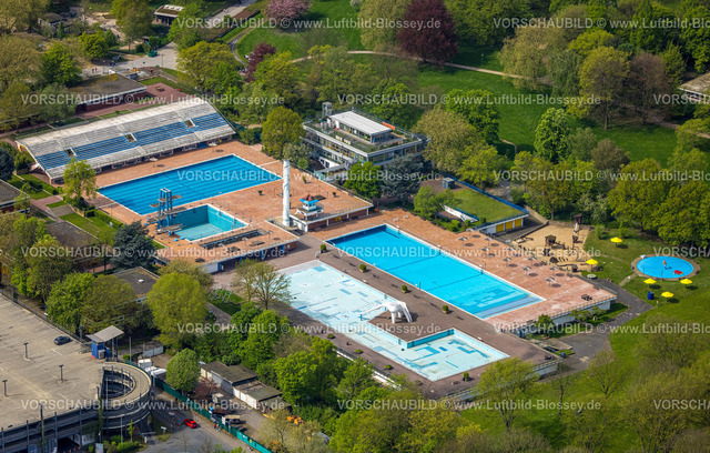 Essen240400828 | Luftbild, Freibad Grugabad im Grugapark, Rutsche mit zwei Bahnen am Kinderbecken, Rüttenscheid, Essen, Ruhrgebiet, Nordrhein-Westfalen, Deutschland