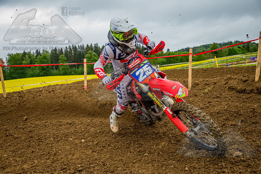 B23T1137 | EeaA-Entertainment fotografiert für den SAM - Schweizerischer Auto- und Motorradfahrer-Verband und das Motor Journal in der Sparte Motocross, MX Photographie, Schweiz, SAM, MXRS, Swiss MX Network, Motocross Fotografie, MX Fotografie, Fotograf, Photographi