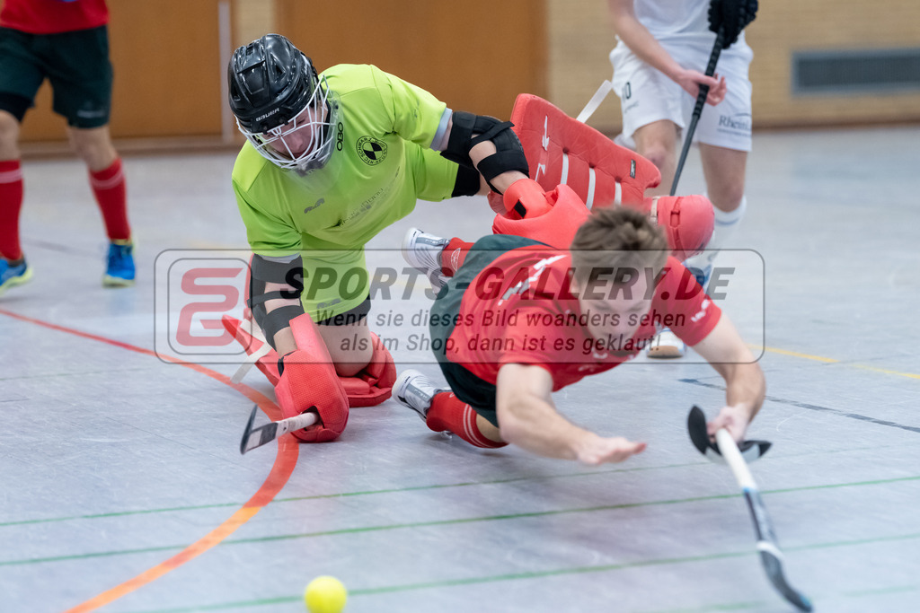 SFE_20230115_0044 | 1. Bundesliga Hockey Herren Schwarz-Weiss Neuss - Crefelder HTC am 15.01.2023 in  (Sporthalle Jahnerstrasse), Photo: Stephan Fehrmann 2022 (Sports-Gallery),Elias Friedrich ( Crefelder HTC #11 ),Konstantin Hayner ( Schwarz-Weiss Neuss #63 )
