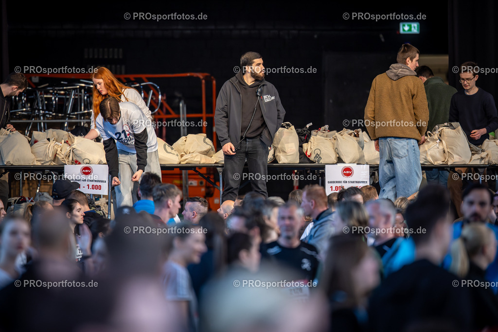 21. ASV Nachtlauf; Koeln, 08.05.24 | Impressionen vom 21. ASV Nachtlauf am 08.05.24 am Tanzbrunnen in Koeln. Foto: BEAUTIFUL SPORTS/Axel Kohring