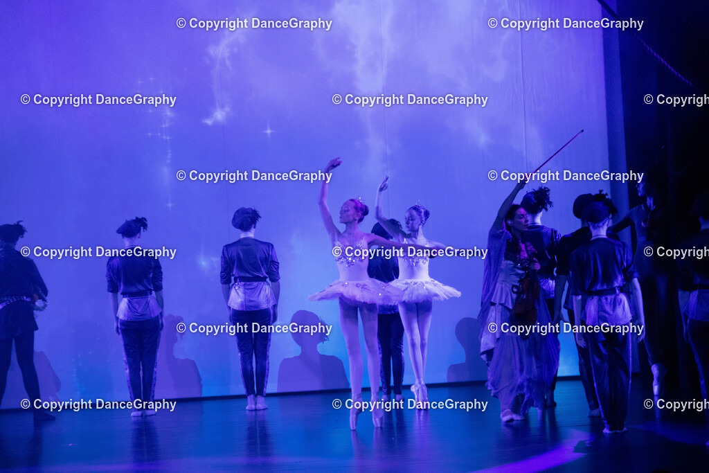 GPHY1716 | DanceGraphy - Realisiert mit Pictrs.com