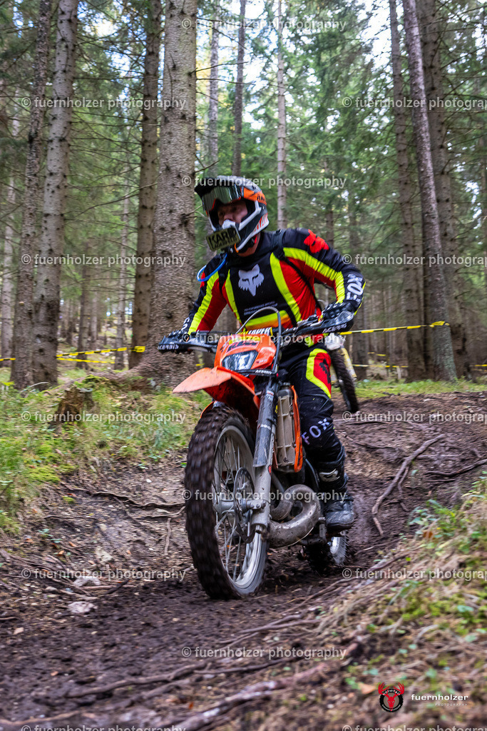 fuernholzer_251026-C1-462 | Fotografische Impressionen von der Red Stag Enduro Extreme by fuernholzer-photography.com. Endurosport in Österreich fotografisch festgehalten von fuernholzer. Auftragsfotografie für Private, Gewerbefotos und Industriefotografie. Eventfotografie, Sportfotografie und Motorsportfotografie. Anbieter von Fotoworkshops, Fototraining, fotografischen Vorträgen und Fotoseminaren.