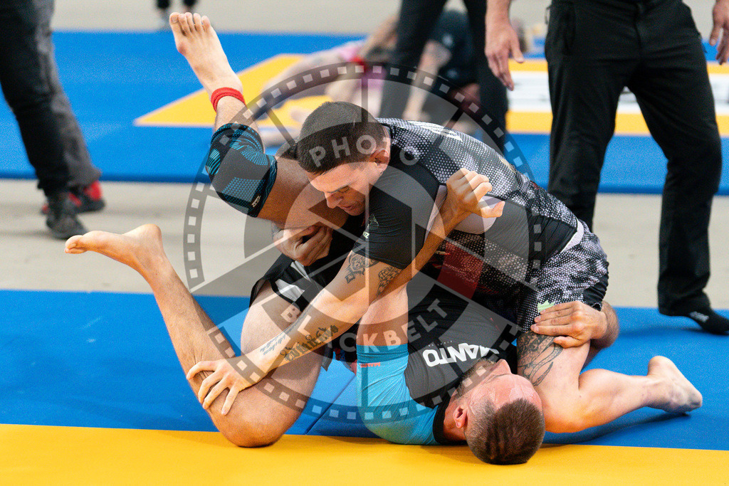 20250517PBB6003 | Athletes compete during the first day of the ADCC Amateur World Championship on May 15, 2025 in Warsaw, Poland. © Chiara Dazi / photoblackbelt