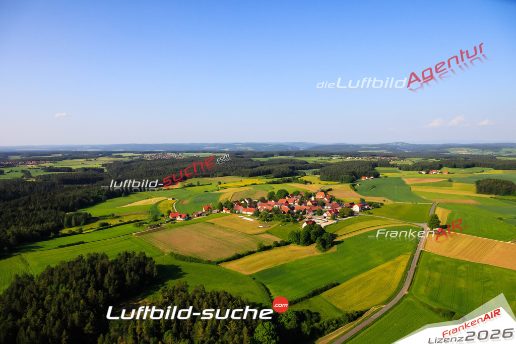 Die Luftaufnahme Seelig -  wurde vom UL-Flugzeug (keine Drohne) aus fotografiert.Hohe Druck- Auflösung-die Geschenkidee!
