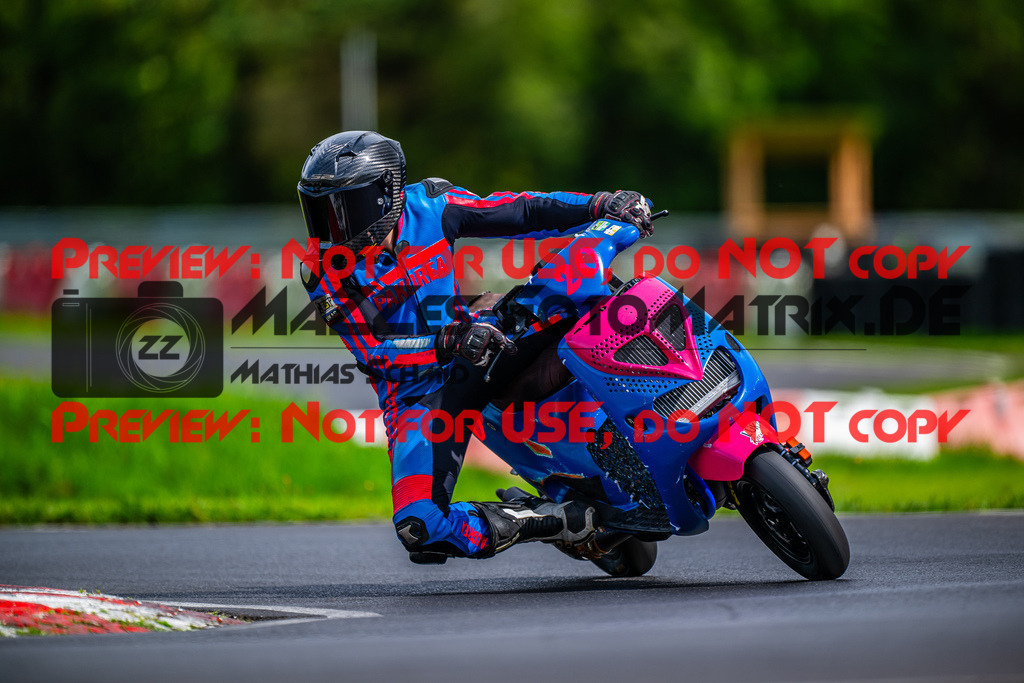 MaZZes_FotoMatrix_230826_6928 | K2