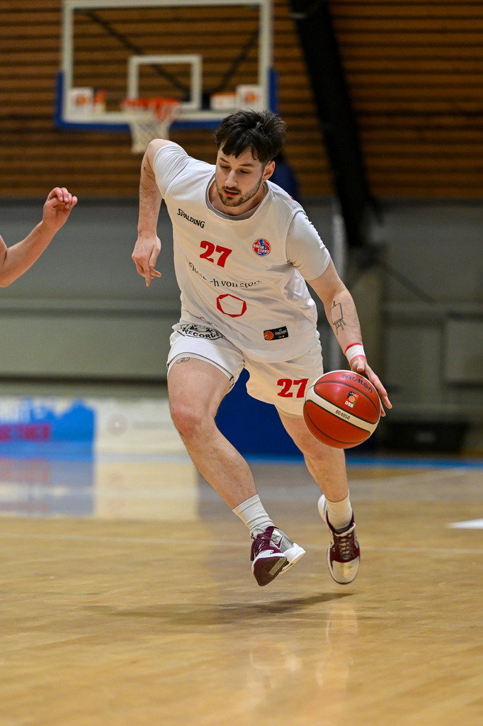 gml_009 | Fotos von Basketballspielen aus dem Raum NRW fotografiert von Gero Mueller-Laschet und Daniel Schaefer - Realisiert mit Pictrs.com