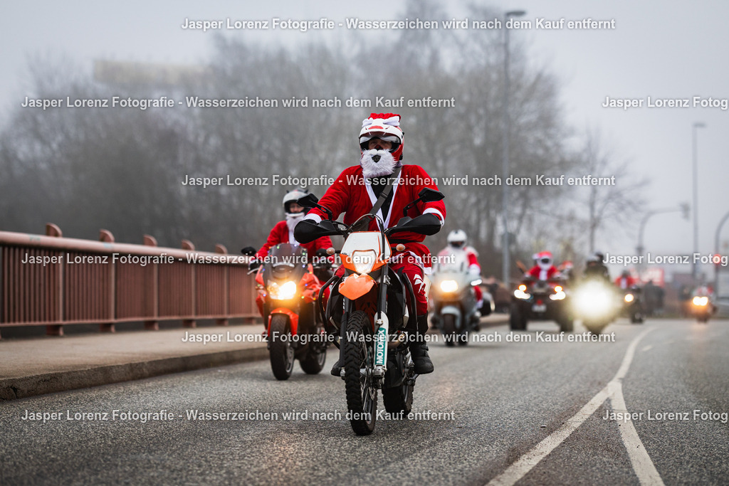 X-Mas Ride I Kiel I 2025 | Jasper Lorenz Fotografie - Realisiert mit Pictrs.com