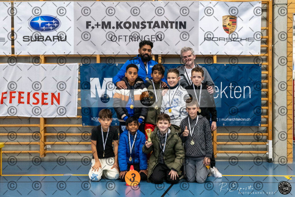 20231202_FCR_Hallenturnier_E-_004 | Sport und Naturfotografie von Roberto Esposito zeigt echte Momente Bewegung und die Schönheit der Natur. Ausdrucksstarke Bilder schaffen Emotionen.