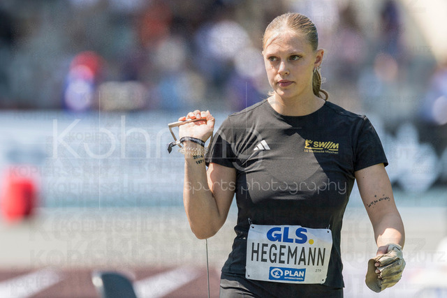 Deutsche Leichtathletik-Meisterschaften; Bochum-Wattenscheid, 25.07.2026 | Clara Hegemann (LG Stadtwerke München), Hammerwurf; Deutsche Leichtathletik-Meisterschaften am 25.07.2026 im Lorheide-Stadion, Bochum-Wattenscheid (Nordrhein-Westfalen).